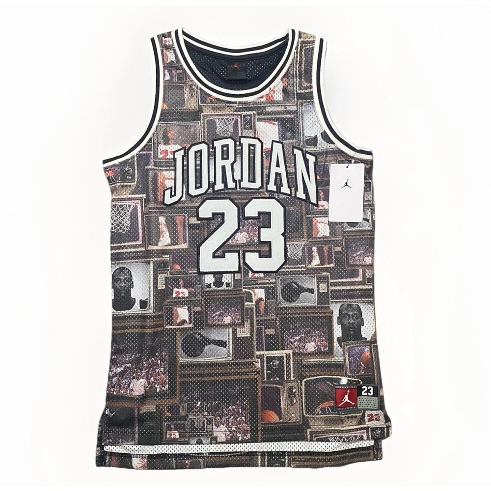New Jordan 23 Boys Basketball Jersey Smoke Grey Collage Print‎ Kids Size L